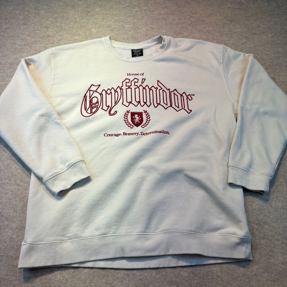BoxLunch Harry Potter Gryffindor Crewneck Sweatshirt Size 2X Cream Embroidered